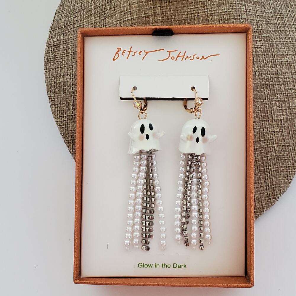 Halloween Betsey Johnson Ghost Drop Earrings White Pearl Fringe Dangle New